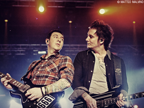 Synyster Gates and Zacky Vengeance - guitar gods. Picture by Matteo Malvino, http://www.flickr.com/photos/mattebox/